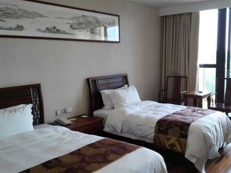 Taoyuan Shuixiang Hotel Chongming Exterior photo
